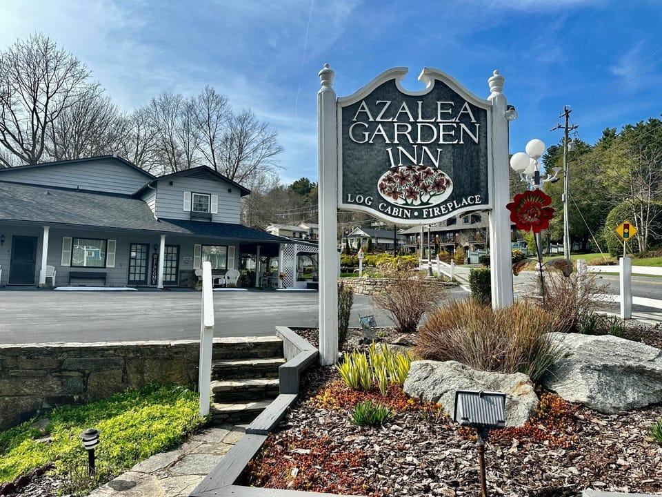 Property building, Logo/Certificate/Sign, Street view