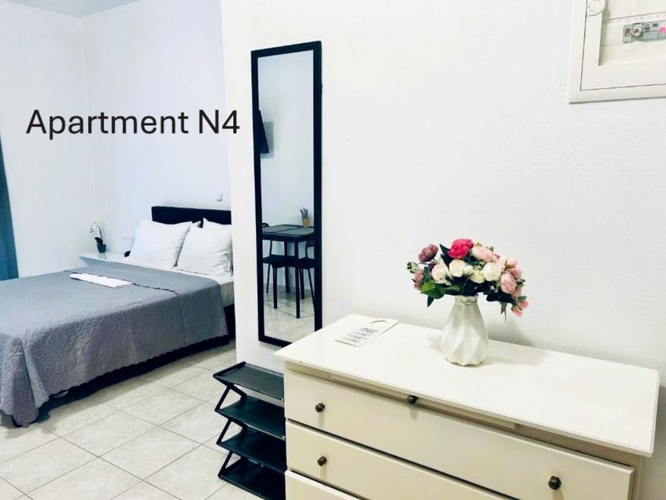 Bed, Area and facilities, furniture