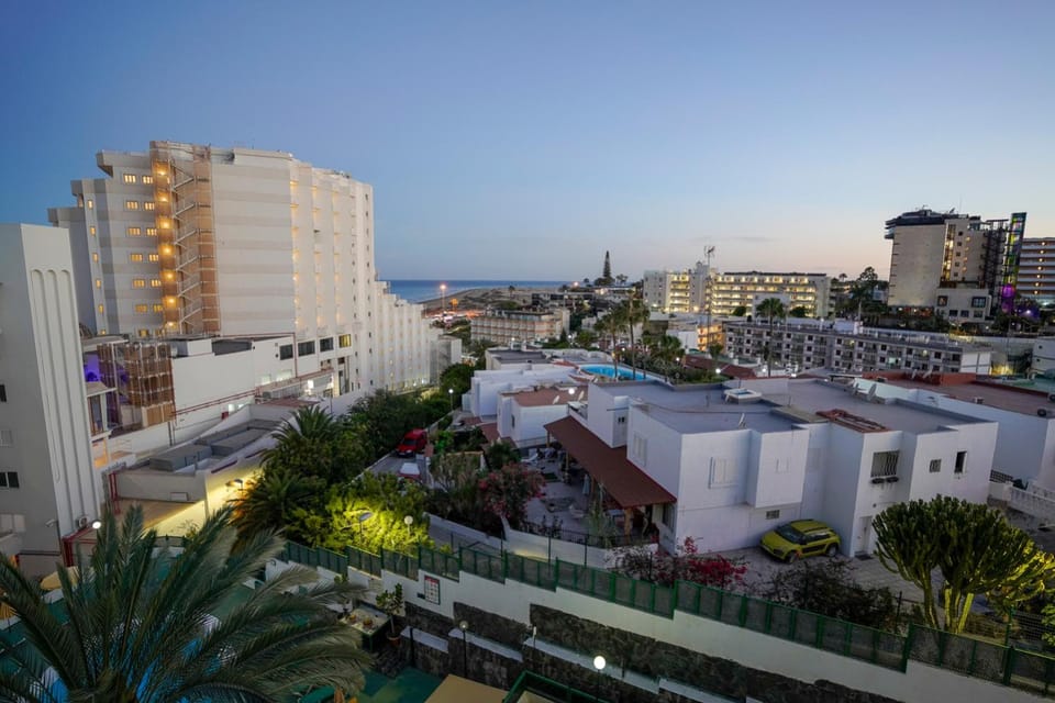 Neighbourhood, City view, Sunset
