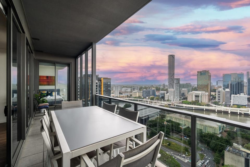 Multi Million River View 3BD Penthouse at SouthBank Apartment in Brisbane City