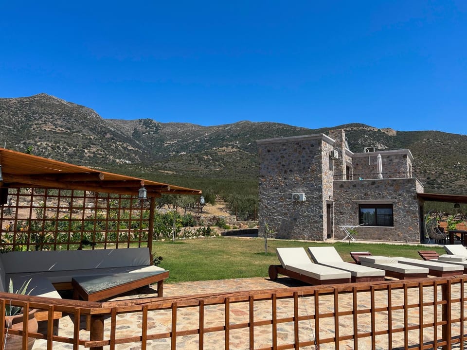 Mountain view, sunbed