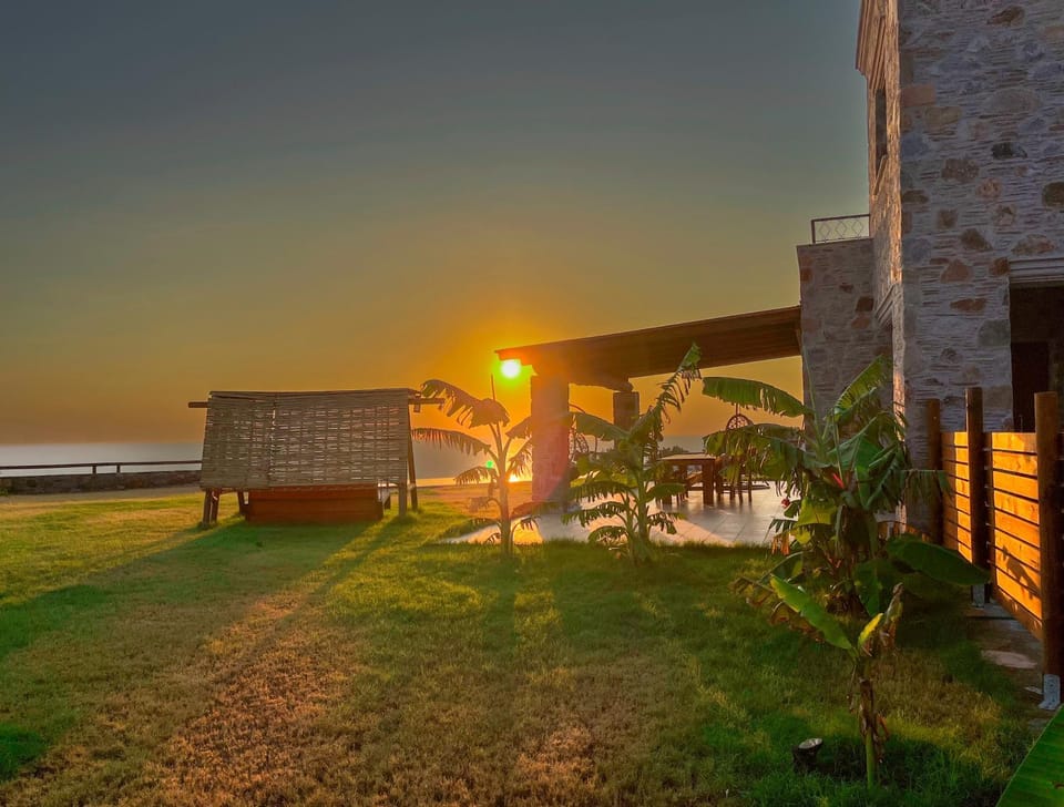 Property building, Garden, Sea view, Sunset