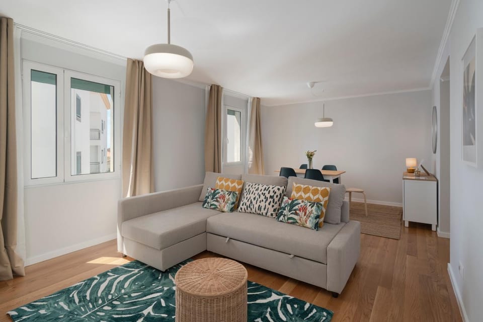 Living room, Photo of the whole room