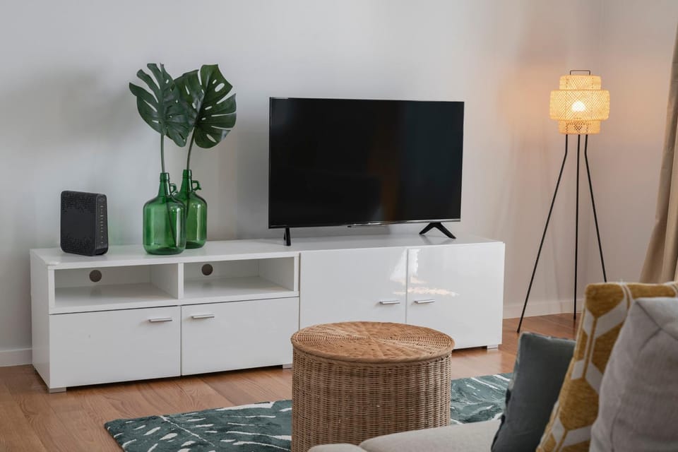 Communal lounge/ TV room, TV and multimedia