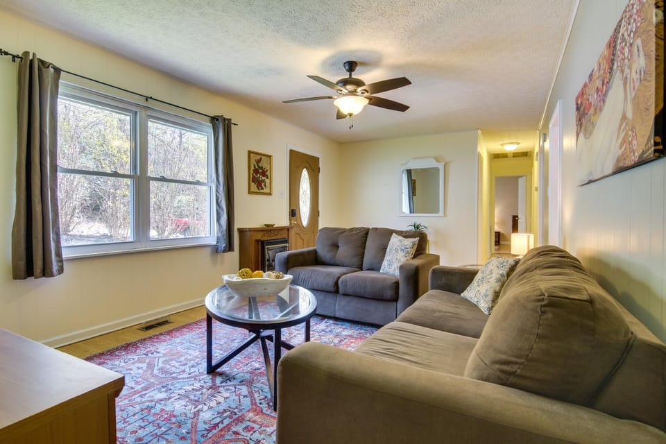 Pet-Friendly Black Mountain Vacation Home w/ Deck House in Buncombe County