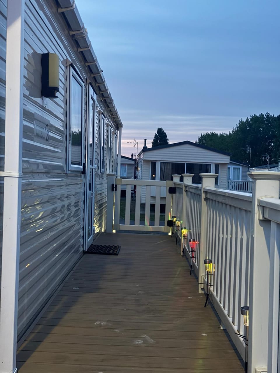 8 Bed Sun Decked Caravan Unlimited High speed Wifi and fun at Seawick Holiday Park Campground/ 
RV Resort in Tendring District