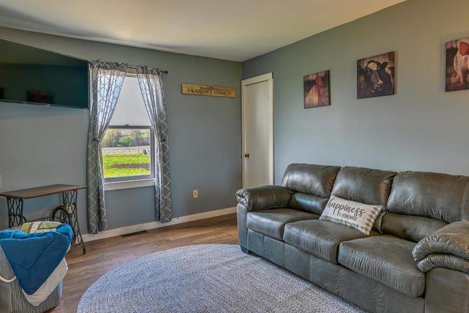 Upstate New York Vacation Rental Near Cooperstown! House in Adirondack Mountains