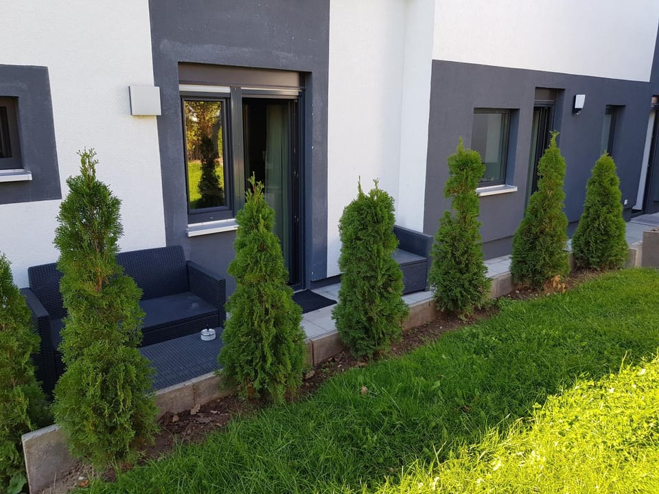 Garden, Balcony/Terrace