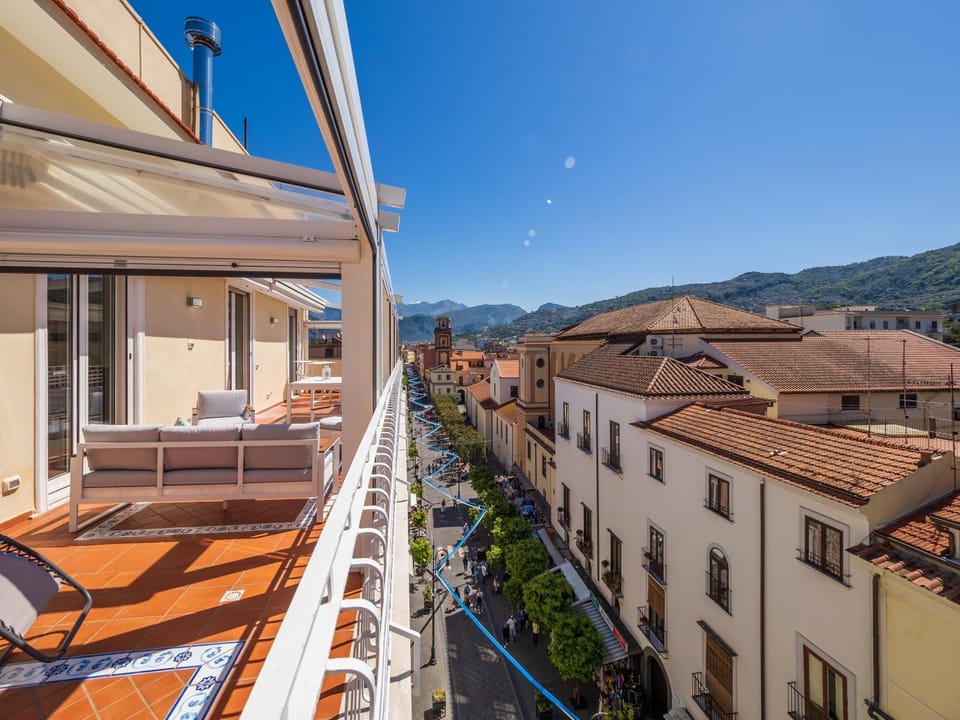 Property building, Patio, View (from property/room), Balcony/Terrace, City view, Landmark view, Mountain view, Street view
