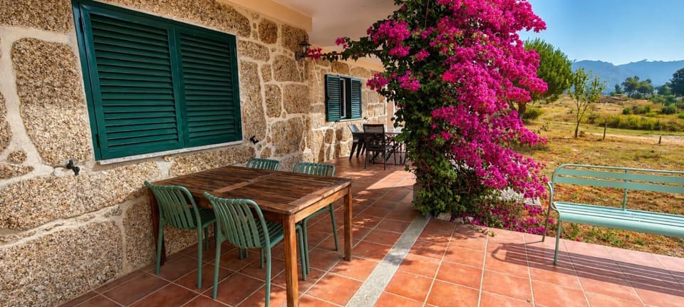 Quinta da Barroca do Cabo Bed and Breakfast in Coimbra District, Portugal