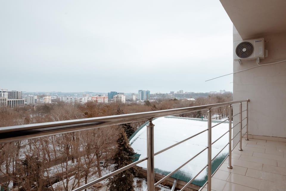 Apartament cu vedere la parc Apartment in Chișinău