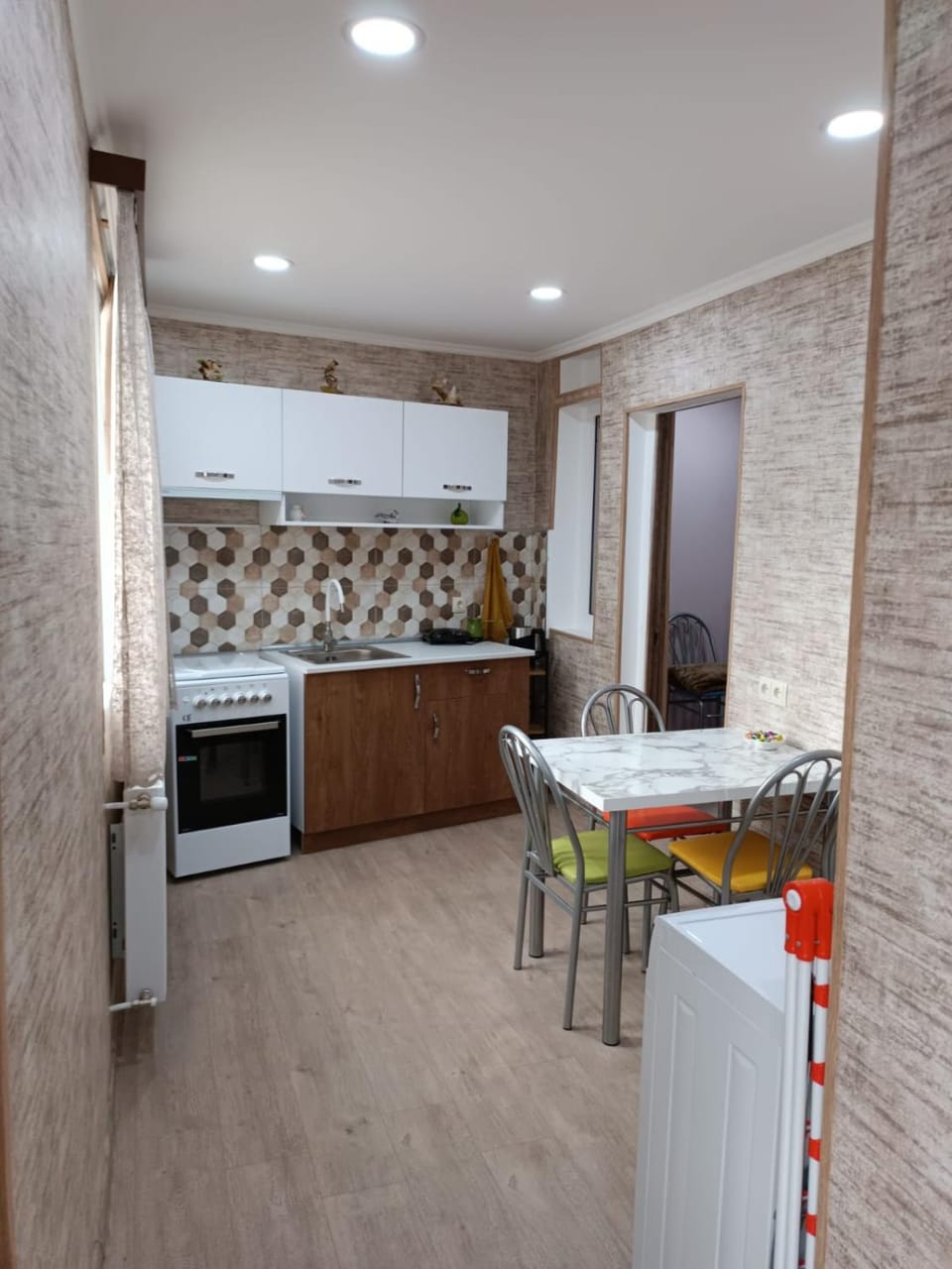 Kitchen or kitchenette, Dining area, pet friendly, stove, toaster