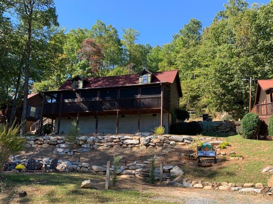 Walk to Lake Lure Chimney Rock from Autumn Splendor Cabin Cabin in Chimney Rock