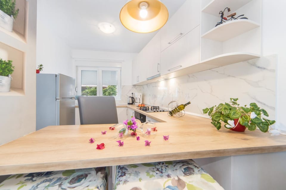 Apartments Mirna Center & Beach Apartment in Dubrovnik-Neretva County