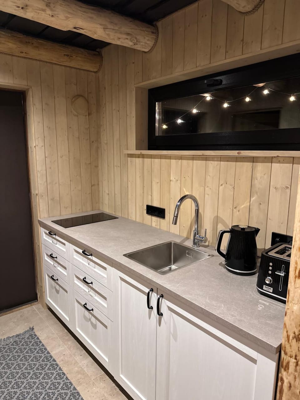 Kitchen or kitchenette, stove, kitchen
