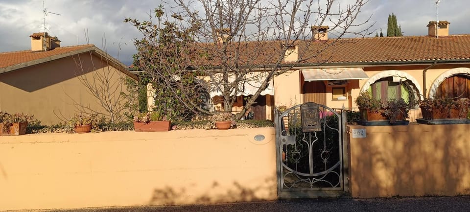 B & V Home Bed and Breakfast in Montemerano