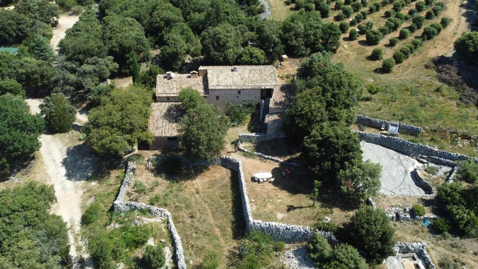 Le Jas des aiguiers Bed and Breakfast in Provence-Alpes-Côte d'Azur