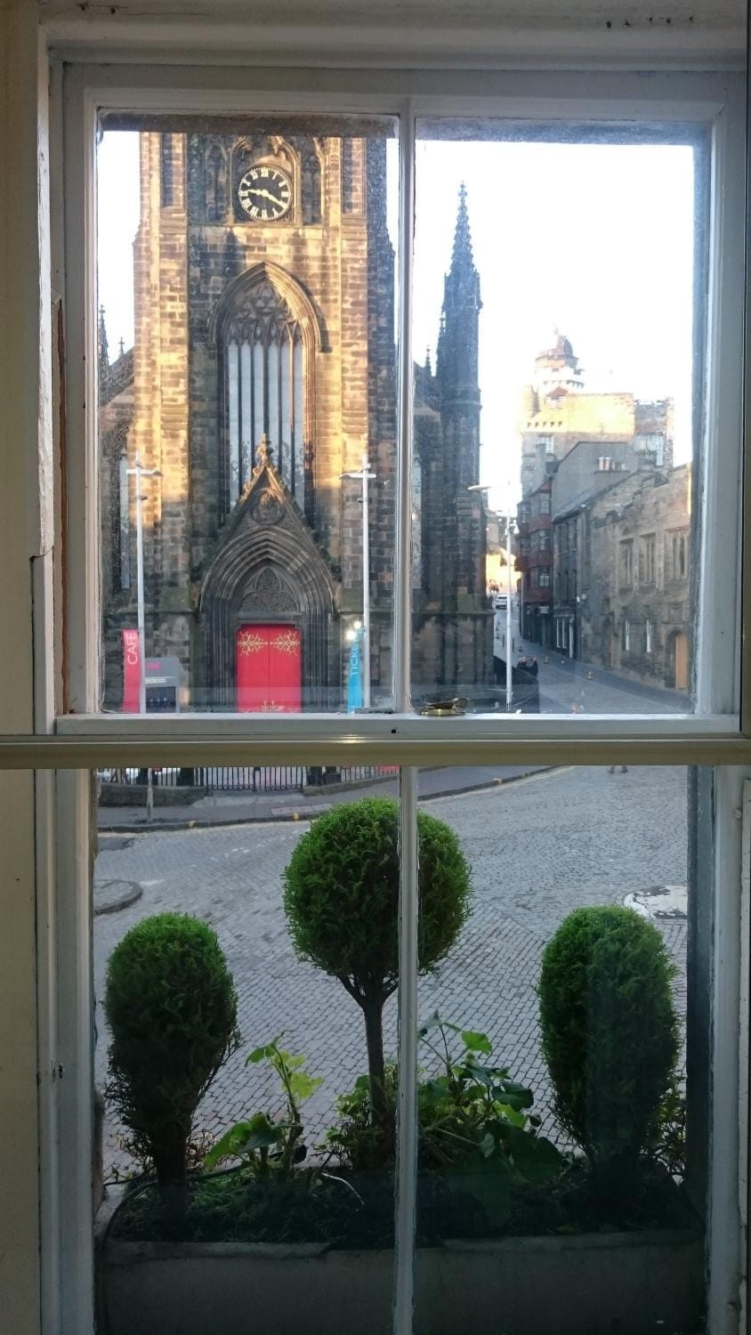Royal Mile Apartment, 1 minute from the castle. Apartment in Edinburgh