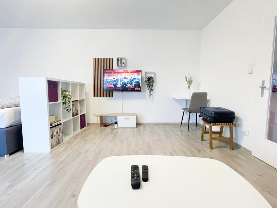 Communal lounge/ TV room, TV and multimedia