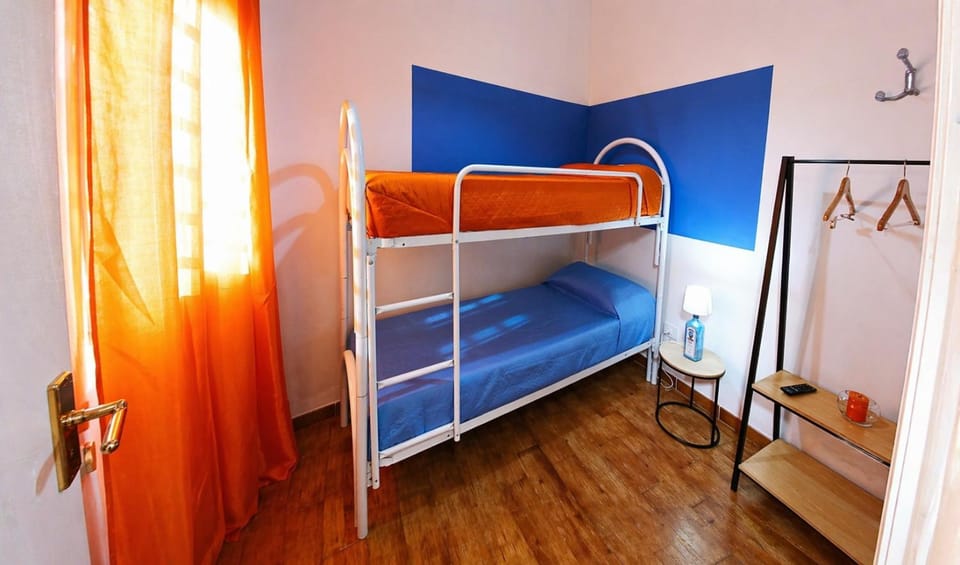 Bed, Photo of the whole room, Bedroom, bunk bed