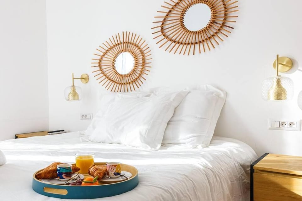 Luxury 3 Bd Aptment with Sea view Apartment in Cannes