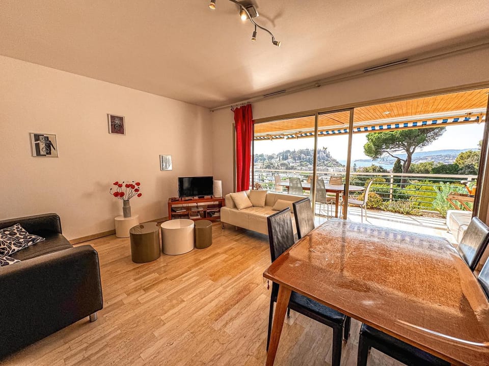 César - 4 prs - Parking - Wifi Apartment in Cassis