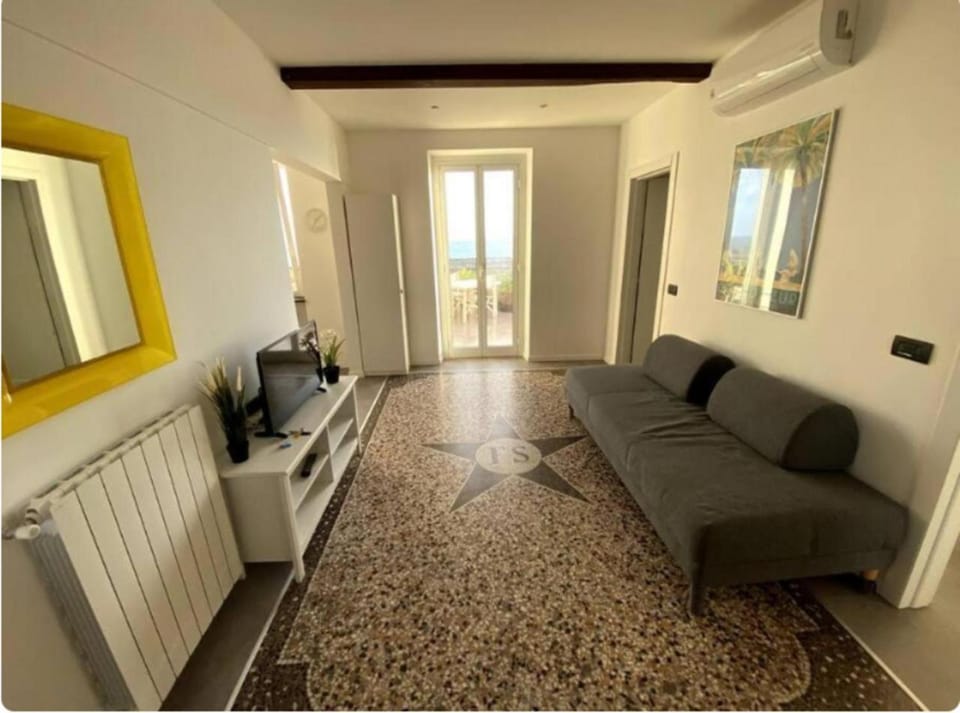 Living room, Seating area, Inner courtyard view