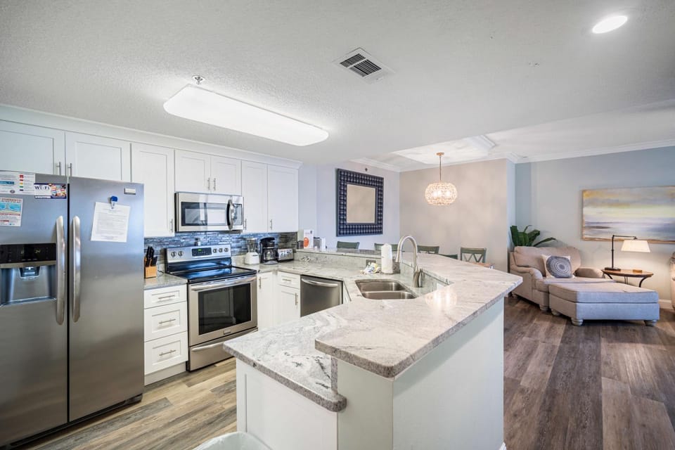 Beach Club 1603A by ALBVR - Lil Bit of Paradise is your perfect beach getaway House in Alabama