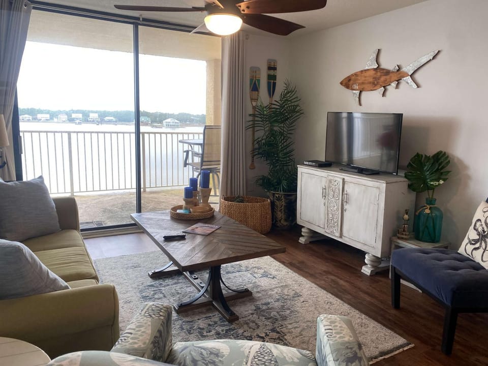 Compass Point 506 by ALBVR - Beautiful Lagoon-Front condo with great views, fishing pier, outdoor pool, indoor pool, and fitness room House in West Beach