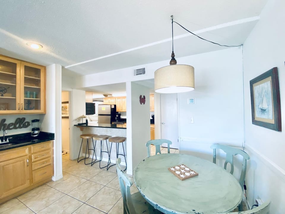 Sugar Beach 321 by ALBVR - Beautiful condo at the beach from ALBVR! House in Orange Beach