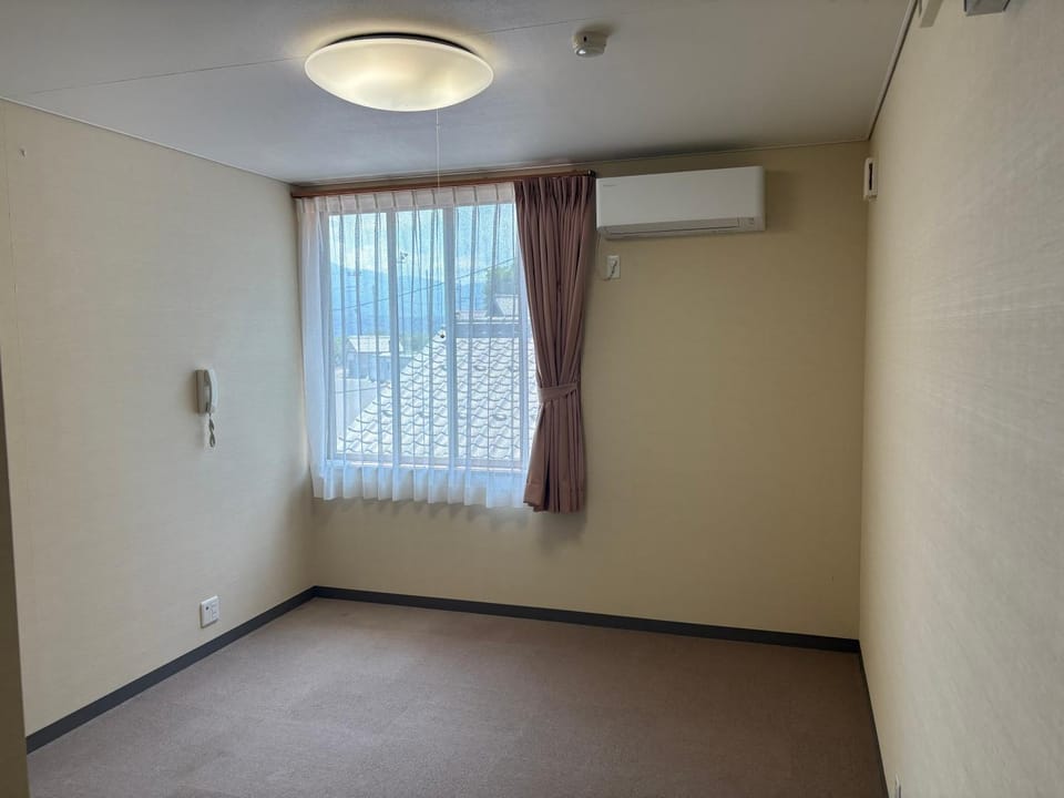 お宿 若來 Bed and Breakfast in Shiga, Japan