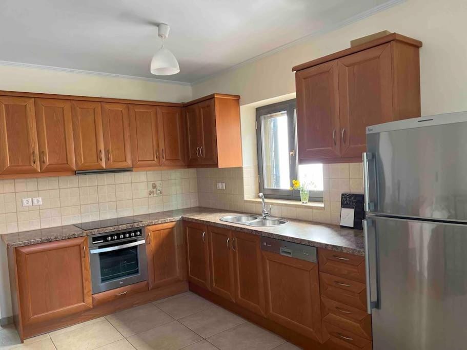 Kitchen or kitchenette, dishwasher, pet friendly, stove