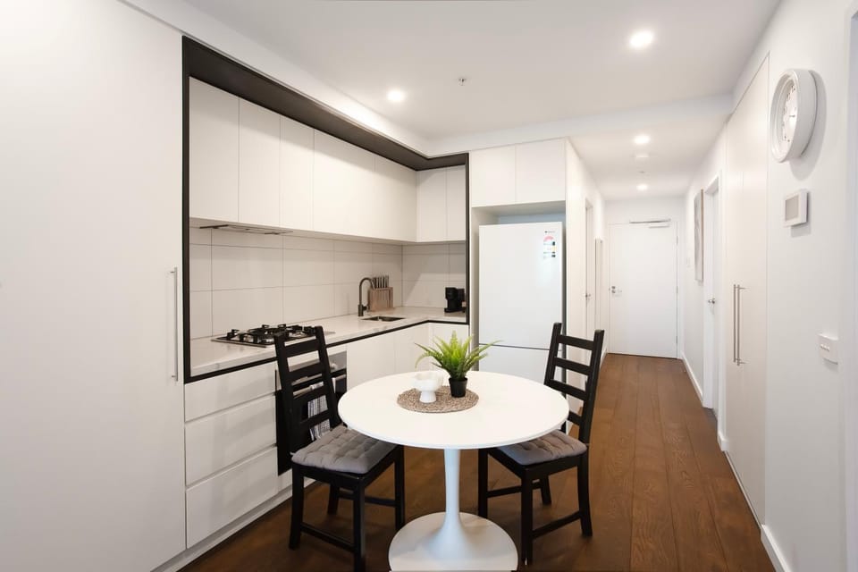 Kitchen or kitchenette, Living room, Dining area, minibar