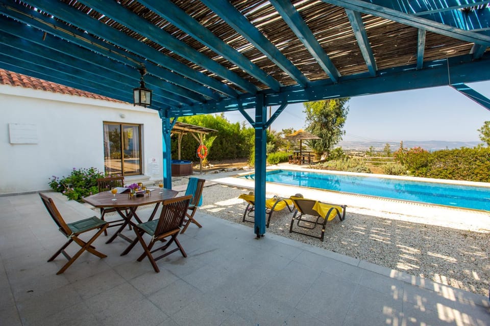 Villa Med. Coast Villa in Paphos District
