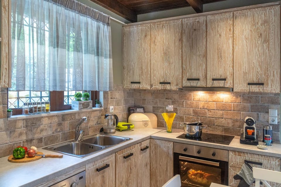 Coffee/tea facilities, Kitchen or kitchenette