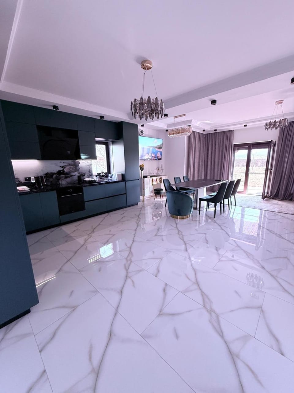 TV and multimedia, Living room