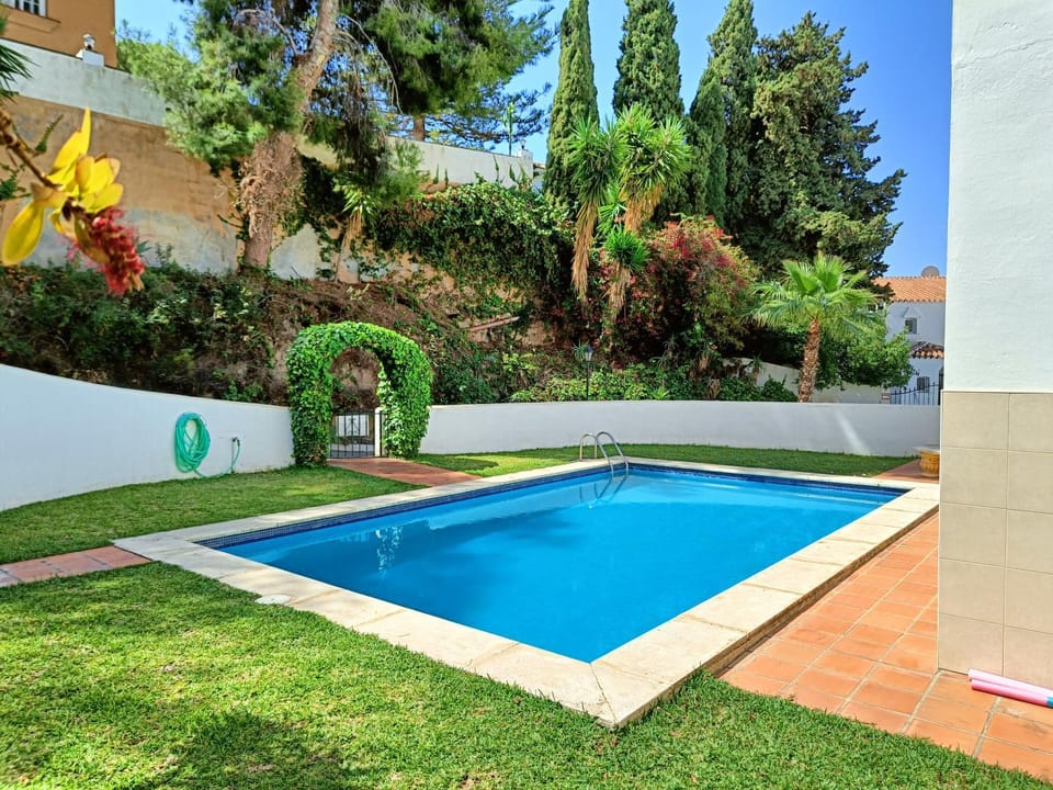 Pool view, Swimming pool, Swimming pool
