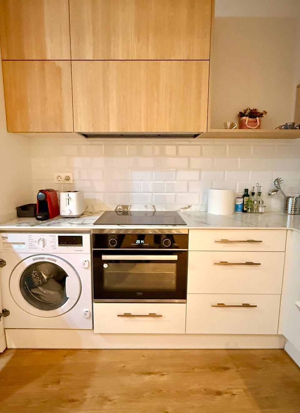 Habitación en apartamento con zonas comunes compartida H3 Vacation rental in Bilbao
