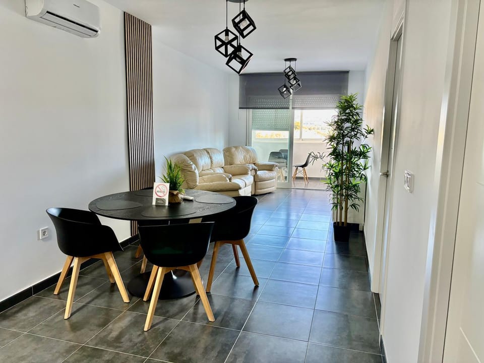 TV and multimedia, Living room, air conditioner