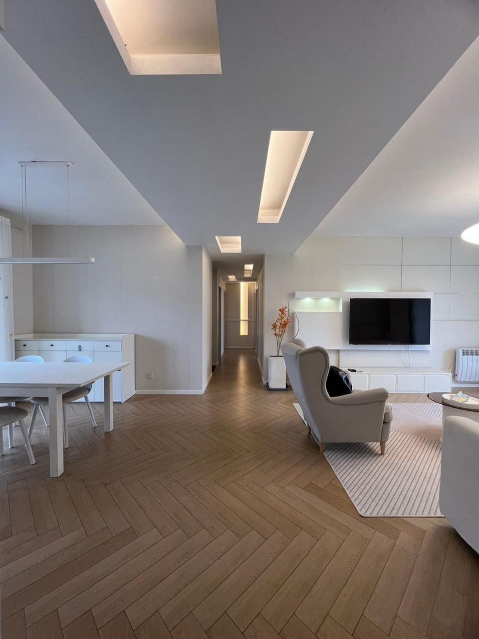 TV and multimedia, Living room, Seating area, Dining area, hair dresser