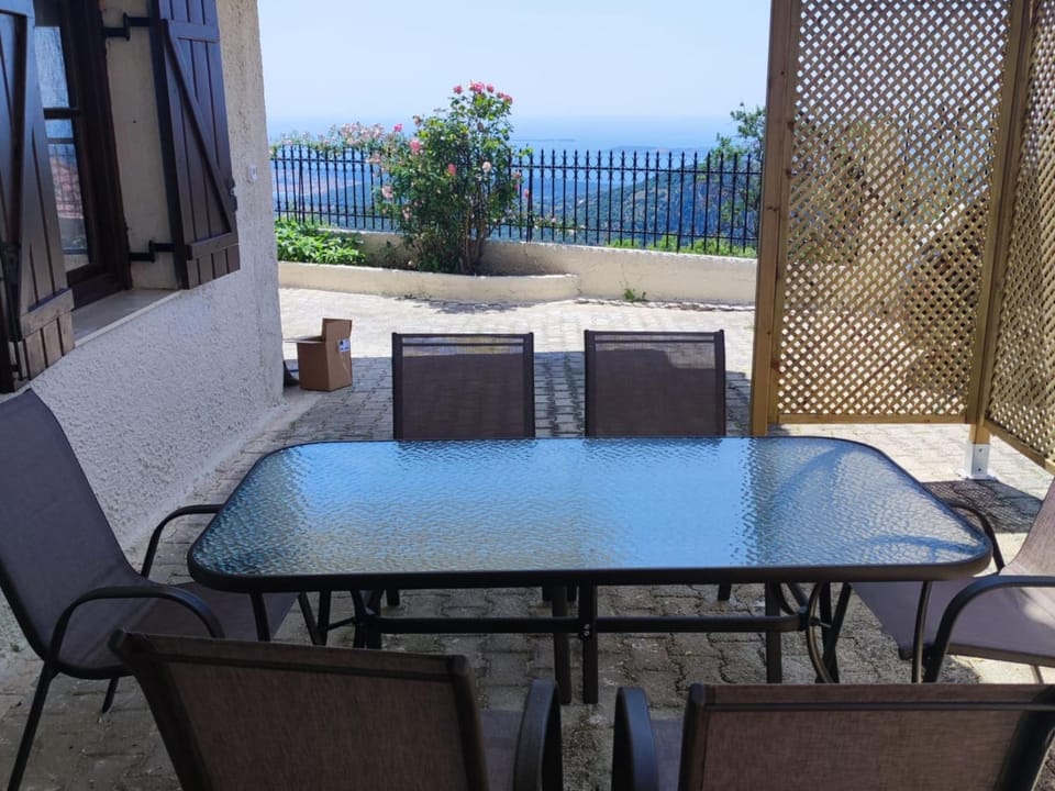 Patio, Day, View (from property/room), Balcony/Terrace, Seating area