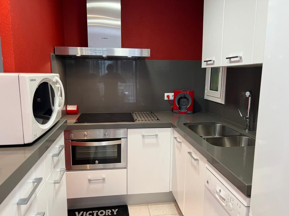 Kitchen or kitchenette