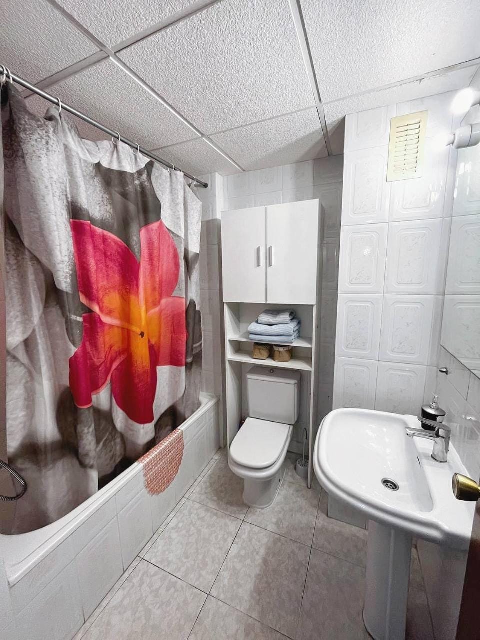 Toilet, Bathroom, Bath, towels