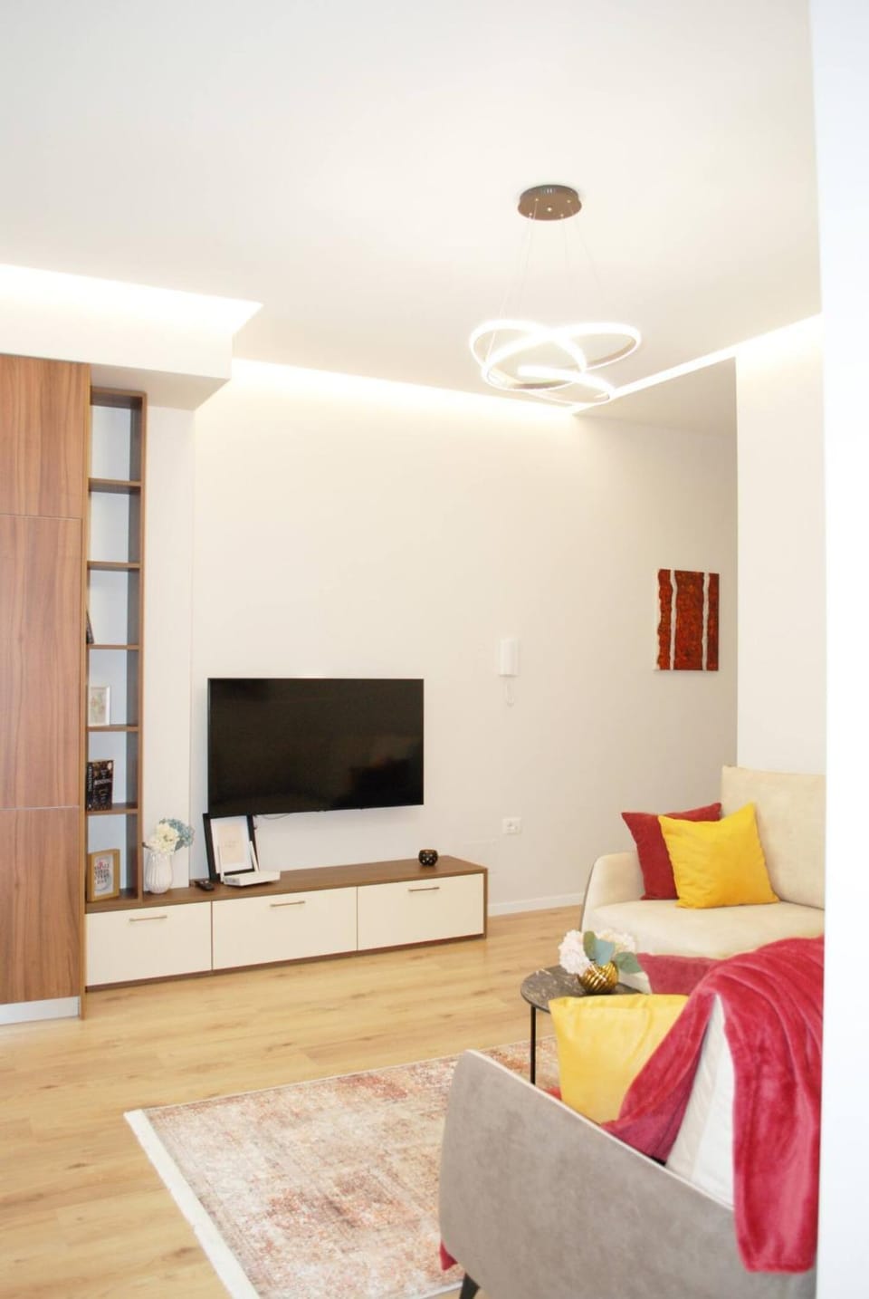 TV and multimedia, Living room, Seating area