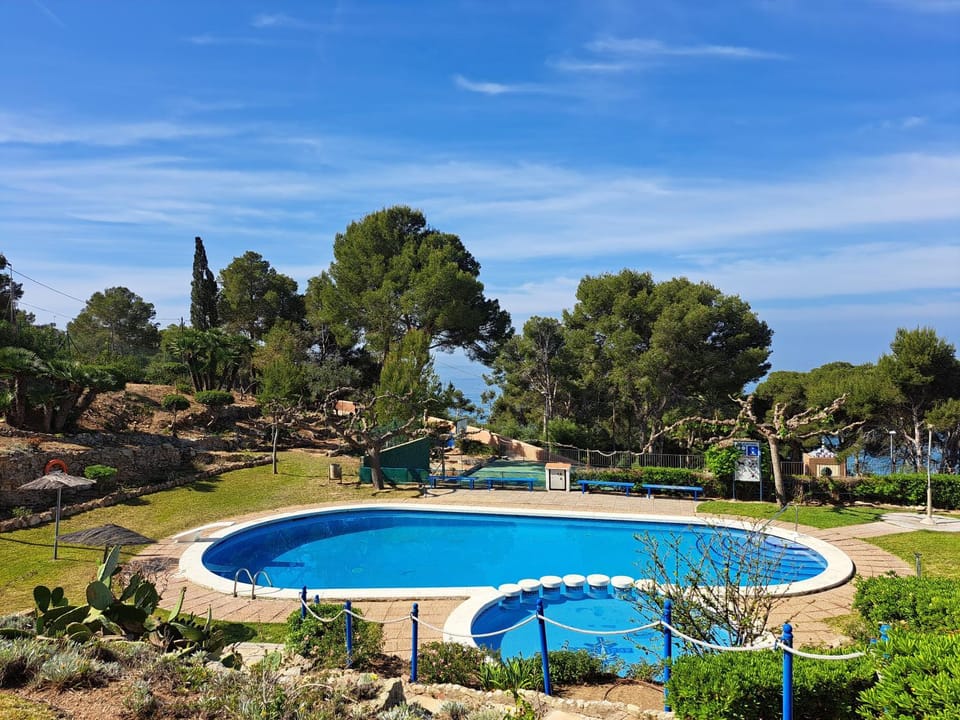 Natural landscape, Garden, Pool view, Sea view, Swimming pool