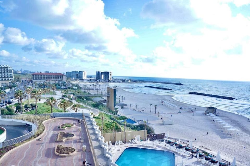 Daniel Hotel - Residence Seaside Luxury Flat Apartment in Herzliya