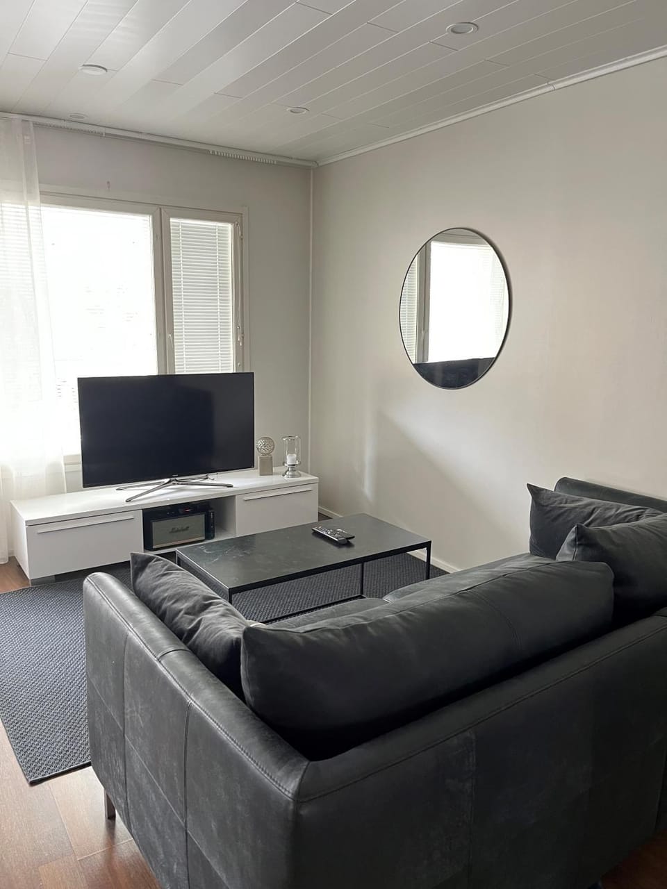 TV and multimedia, Seating area