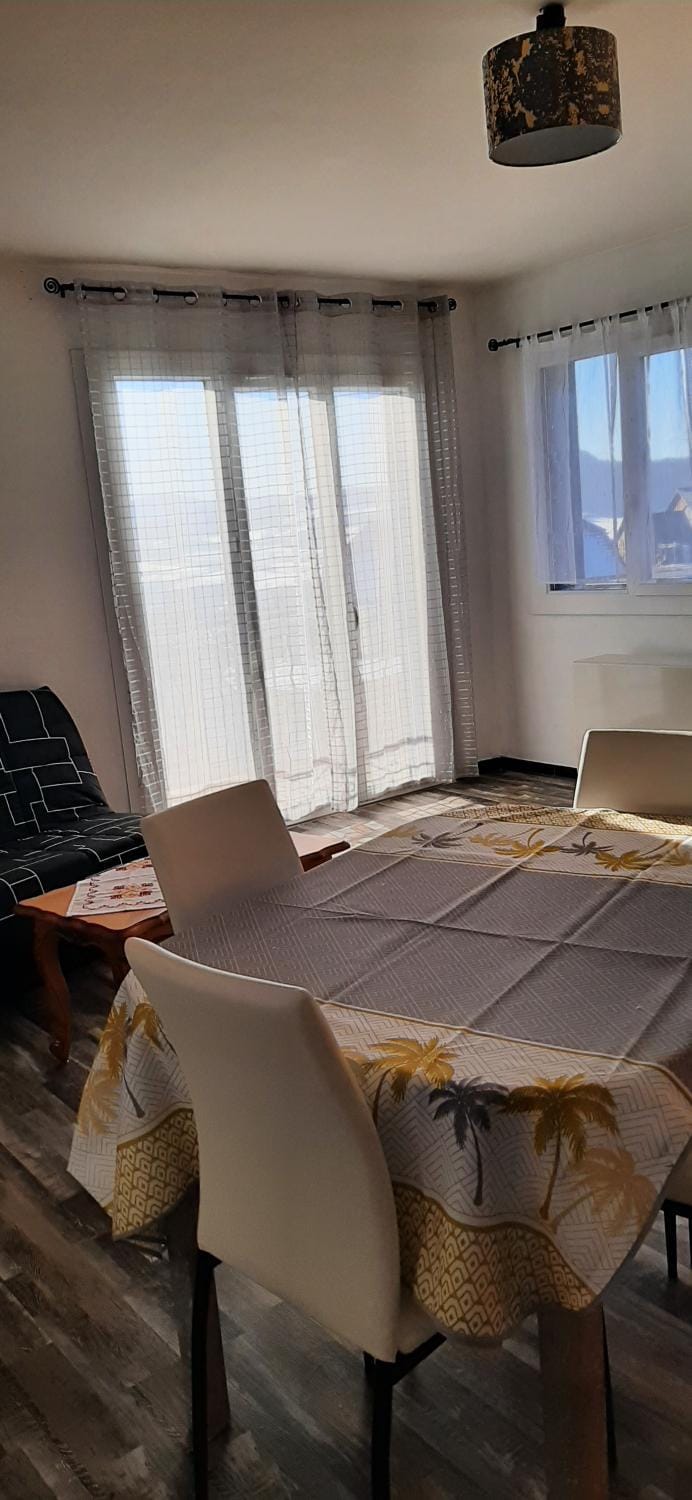 Logement au pied de la Montagne de Ceuse Apartment in Provence-Alpes-Côte d'Azur