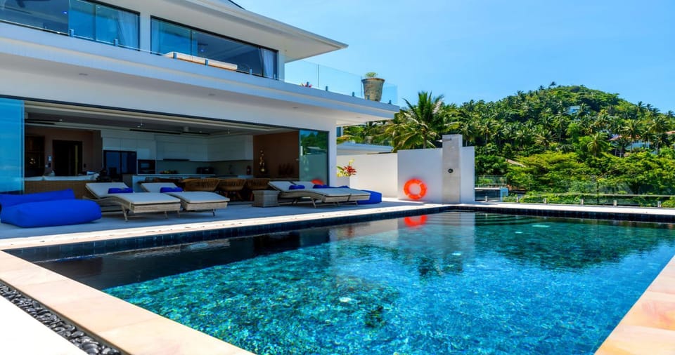 Swimming pool, Swimming pool, Swimming pool, sunbed, sunbed
