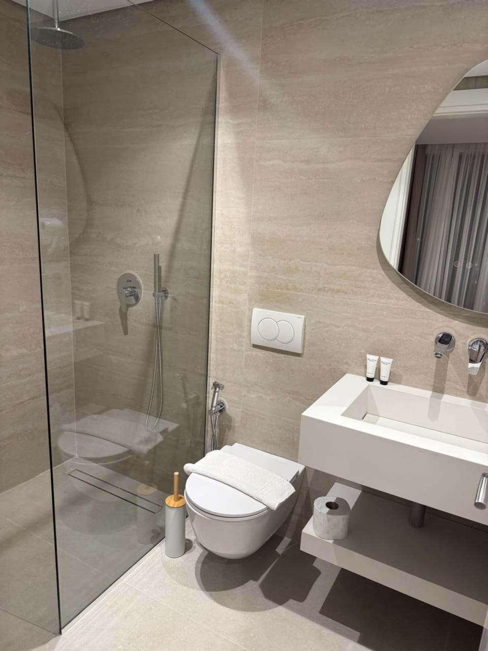 Shower, Toilet, Bathroom